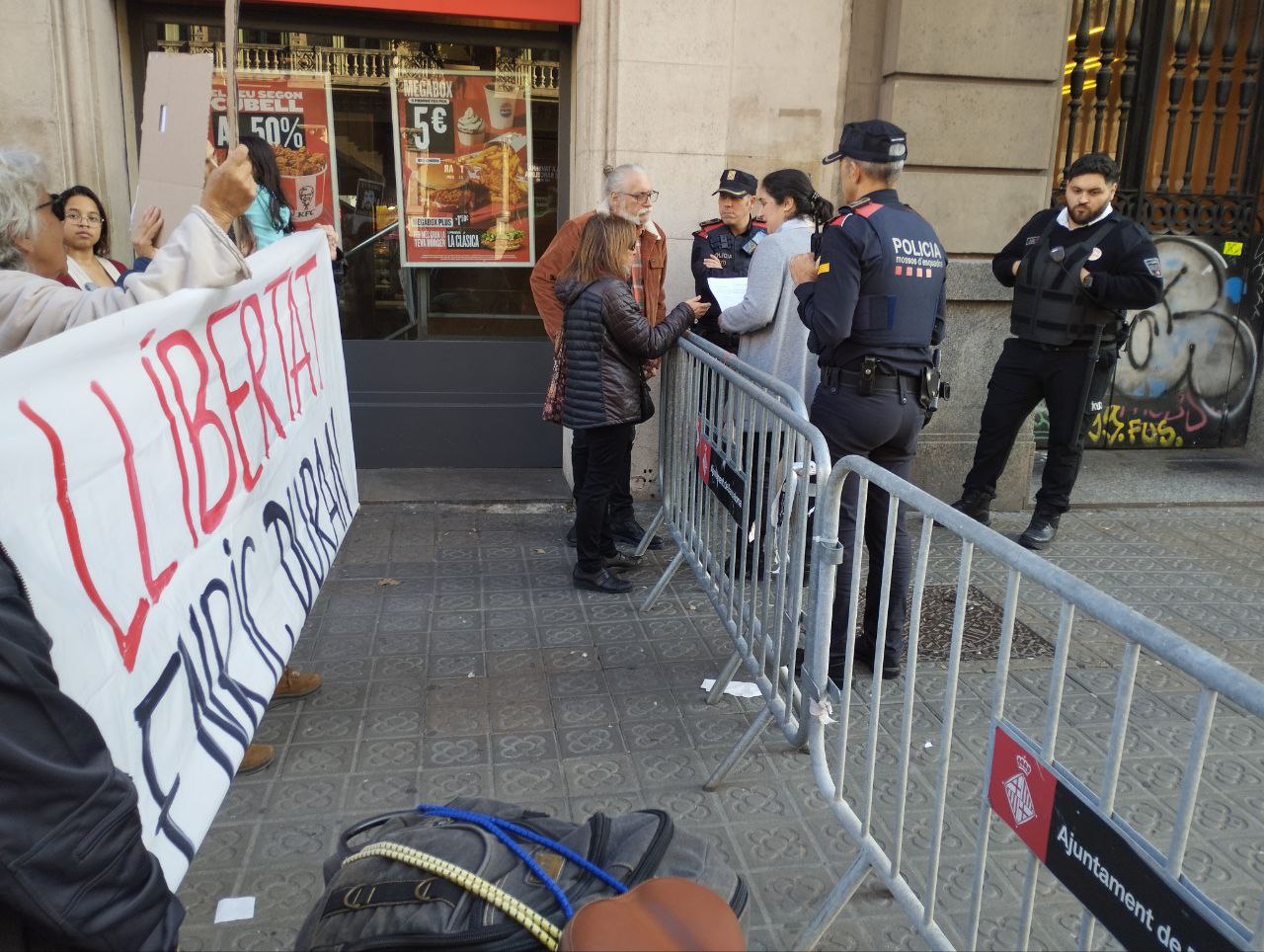 [ACCIÓ] Carta al consolat francès